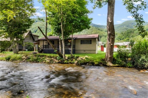 1113 Moody Farm Road