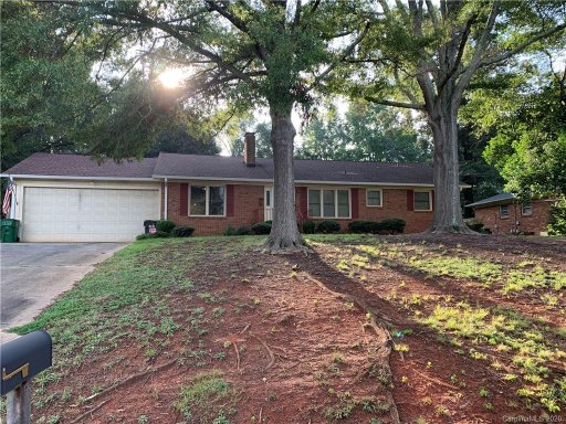 6211 Lake Forest Road