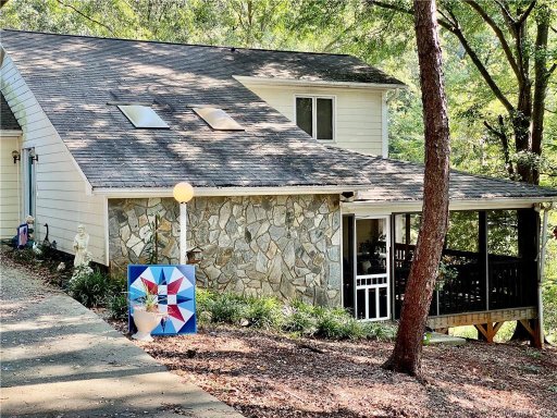 1508 Home Trail