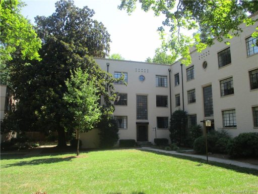 1121 Myrtle Avenue 43