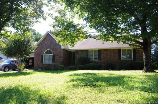 7082 Forest Hills Drive