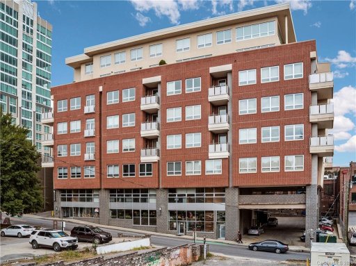 12 S Lexington Avenue 203