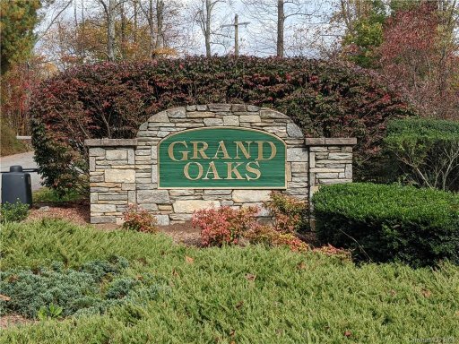 00 Grand Oaks Drive