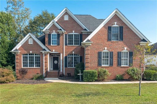 2642 Firethorn Court