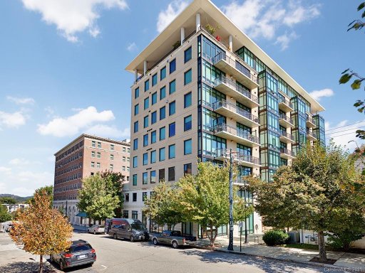 60 N Market Street 305