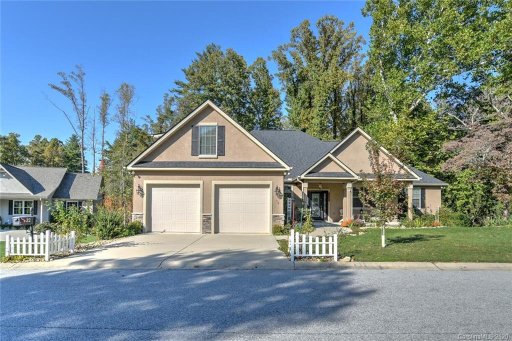 32 Mistletoe Trail 1
