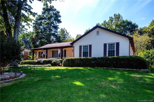 13440 Four Oaks Lane