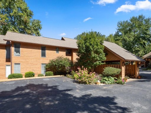 17 Village Drive
