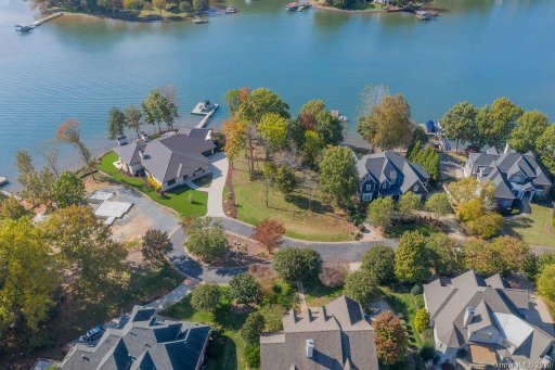 126 Kelly Cove Court