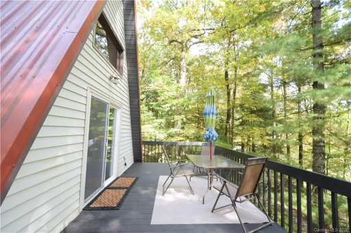 42 Rainbow Lake Circle