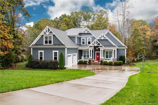 6743 Fox Ridge Circle