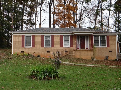 6607 Elmwood Circle