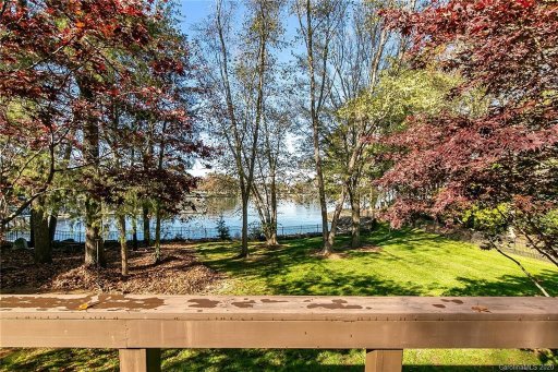 20701 Pointe Regatta Drive