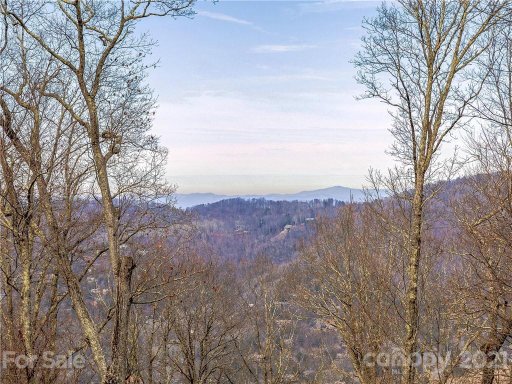 28 Mt Meadows Boulevard 32