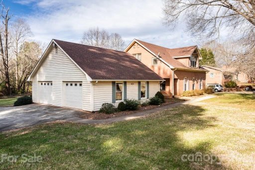 1587 Nottingham Drive