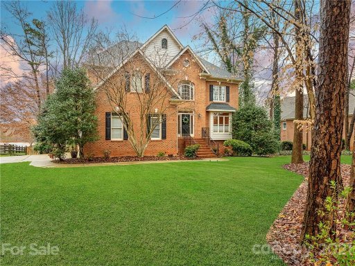701 Eagle Point Court