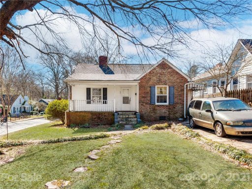 401 Hillcrest Avenue