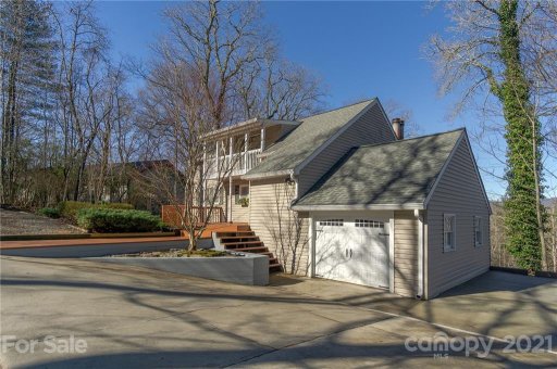 57 Oak Ridge Road