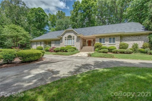 2707 Ashbourne Drive