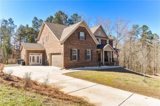 381 Swift Creek Cove