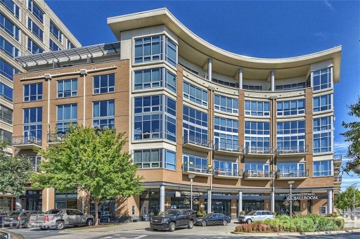 1133 Metropolitan Avenue 318