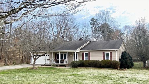 4833 Forest Ridge Drive