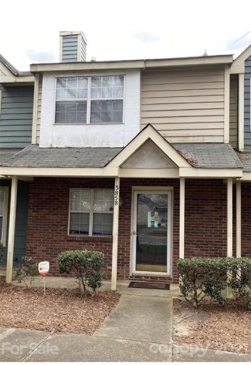 3858 Mosscroft Lane
