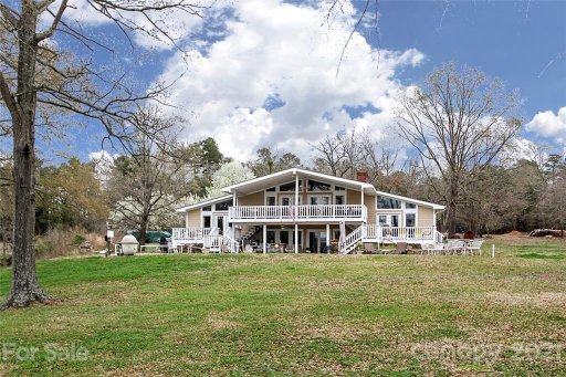 135 Skysail Road