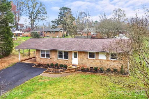207 Ridgecrest Drive