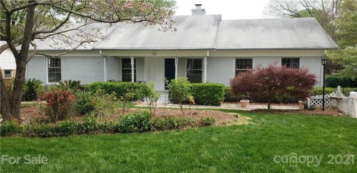 5100 Carriage Drive Circle