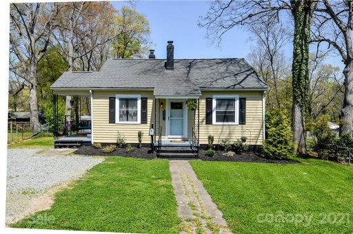 223 E Parkwood Circle