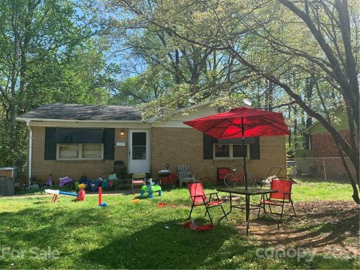 3006 Cedarhurst Drive