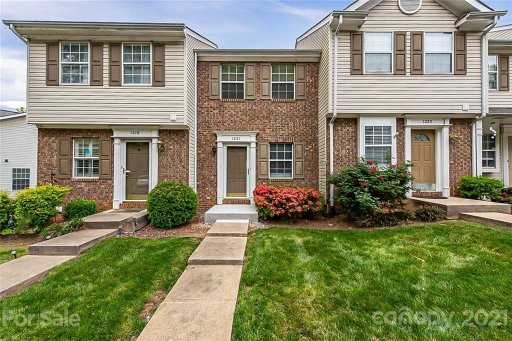 1221 Maple Shade Lane