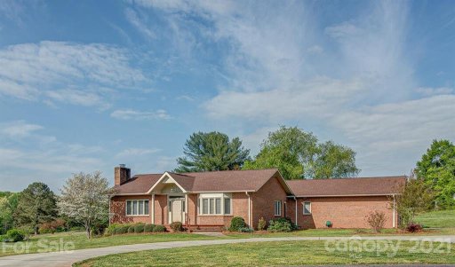 100 Valley Stream Drive