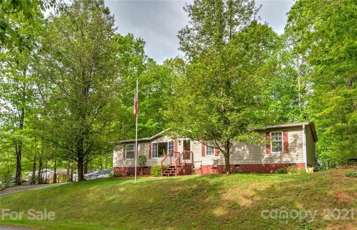 44 Evelyn Acres Drive