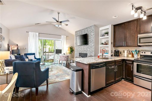 3306 Selwyn Farms Lane Apt. 6