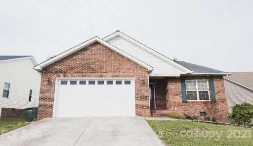 1596 Mayfair Drive