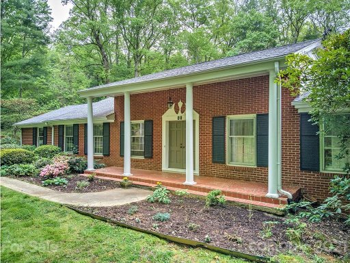 55 Woodbury Road