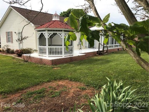 4920 Thoreau Drive