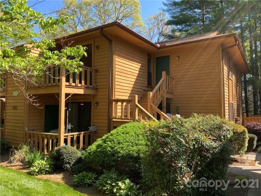 521 Courtwood Lane 8