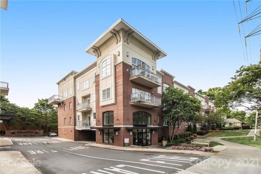 1903 Kenilworth Avenue 102A