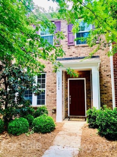 11266 Cedar Walk Lane