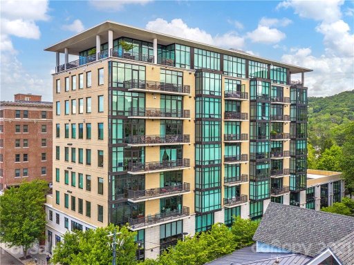 60 N Market Street Unit 106