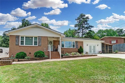 2227 Kenwood Drive