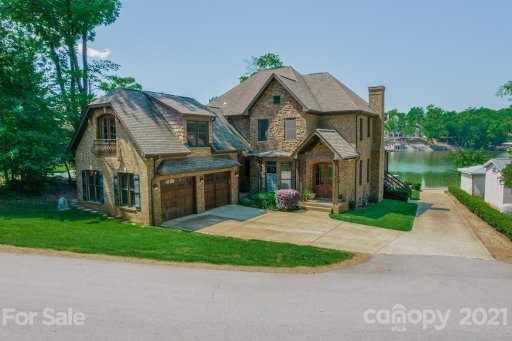 5661 Riverfront Road