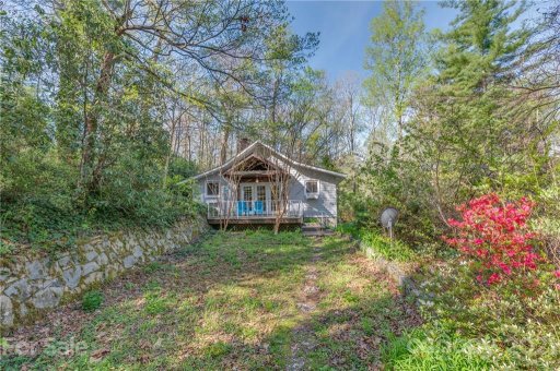 240 Seneca Boulevard