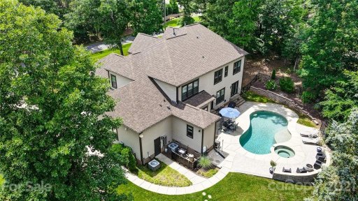 6748 Montgomery Road