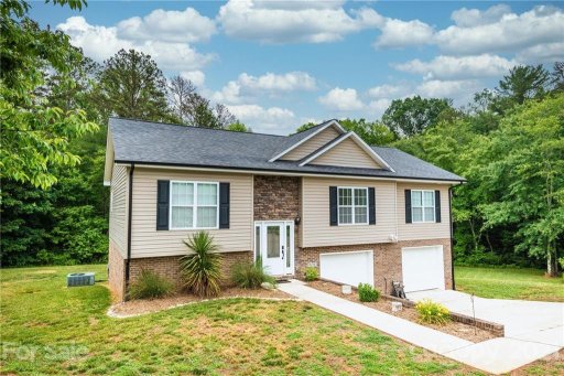 9093 Mccray Farms Drive