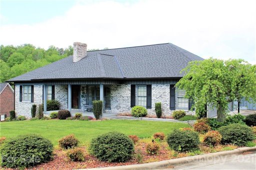 514 Golfview Court