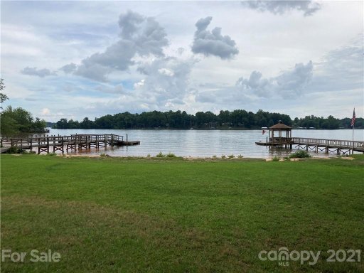 5076 Waterside Circle 12